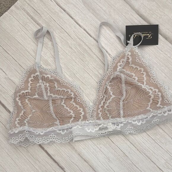 Fredericks Of Hollywood Caroline Lace Bra - Picture 2 of 6